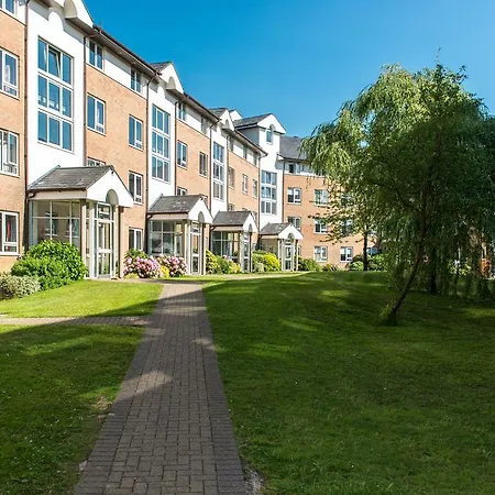 Guest Rooms At Lancaster University-2
